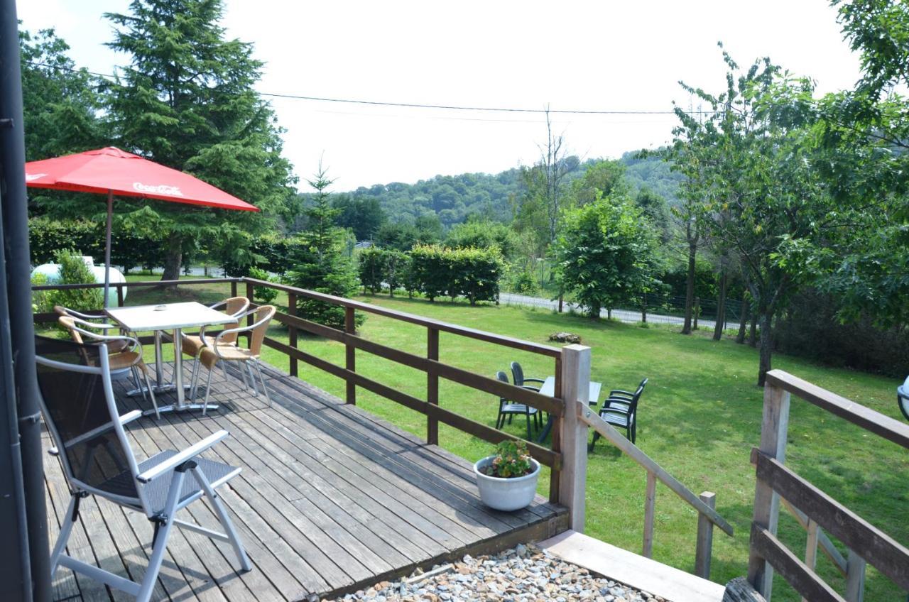 לה רושה - אן - ארדן Chalet "Le Bucheron" מראה חיצוני תמונה